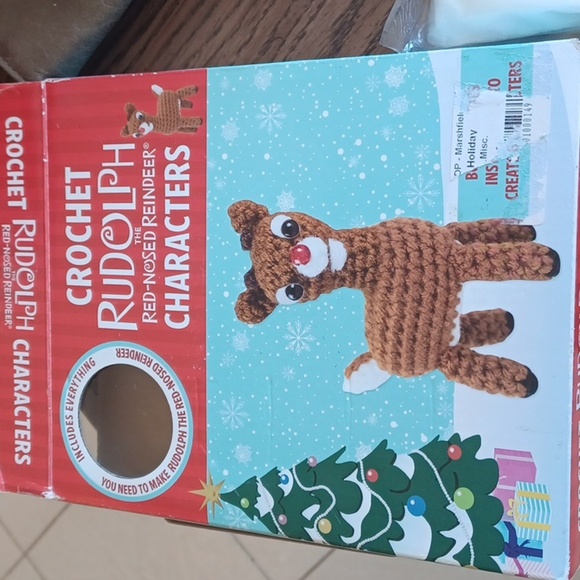 Rudolph the Red-Nosed Reindeer Crochet Kit NIB - Picture 1 of 4